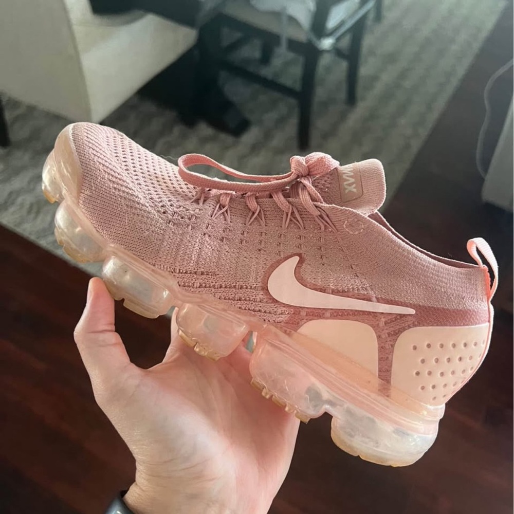 Nike Women's Blush Pink Athletic Shoes